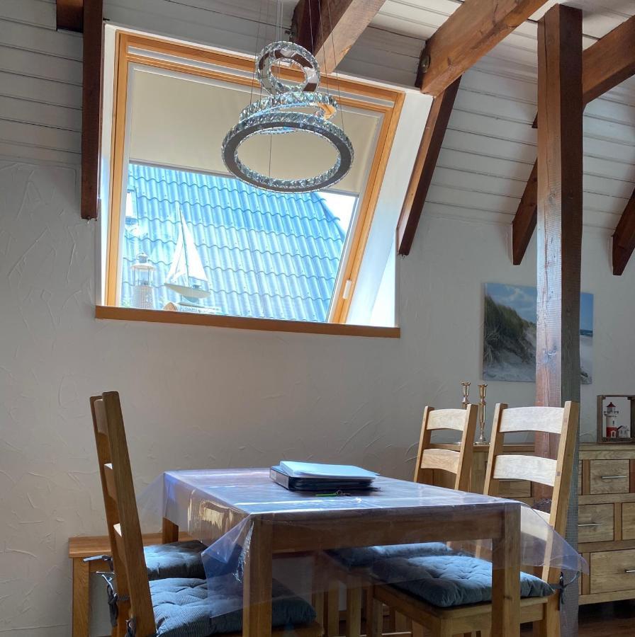 Ferienhaus Robbe Dorum Екстер'єр фото